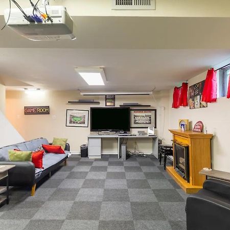 בואי Lrge 5 Bedroom 9 Beds Near Dc-Pool, Hot Tub, Gym, Game Rm, Fire Pit מראה חיצוני תמונה