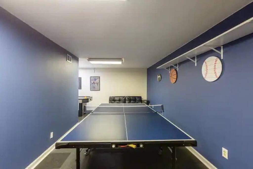 בואי Lrge 5 Bedroom 9 Beds Near Dc-Pool, Hot Tub, Gym, Game Rm, Fire Pit מראה חיצוני תמונה